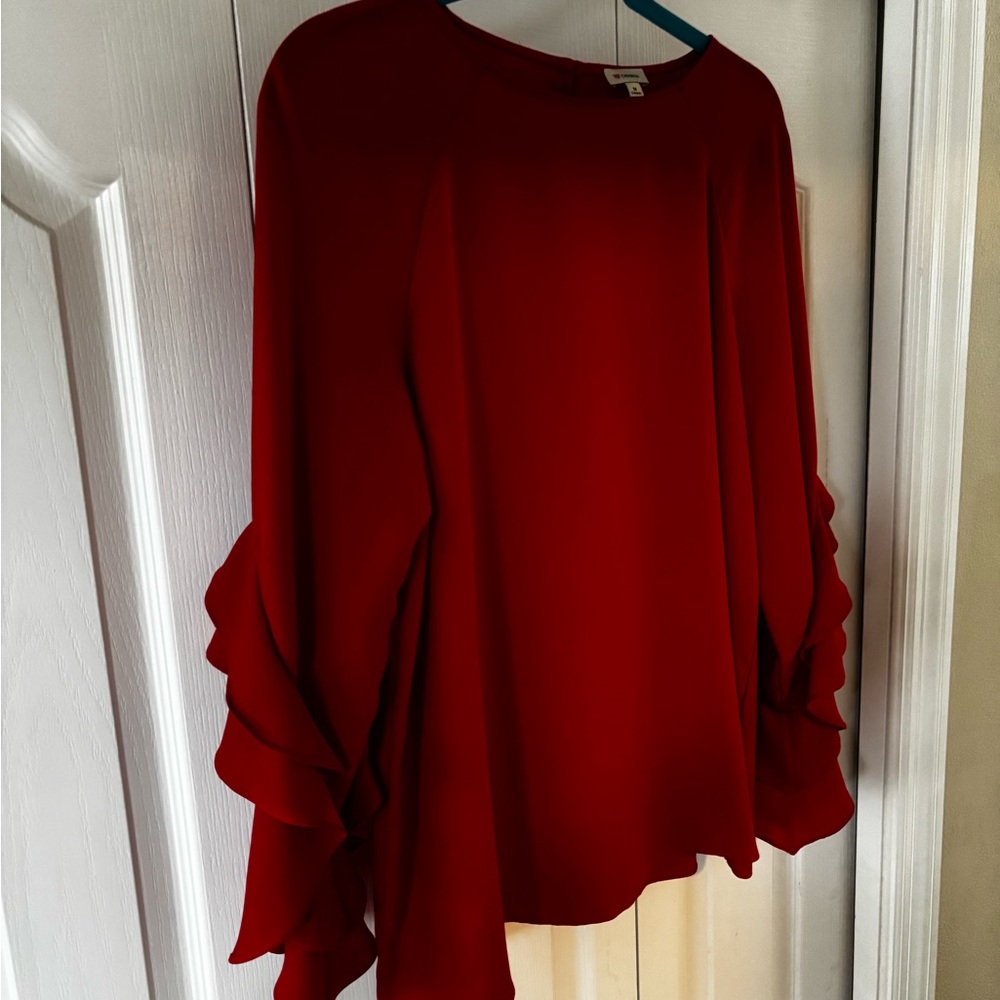 Red Tiered Ruffle-Sleeve Blouse - Picture 4 of 5